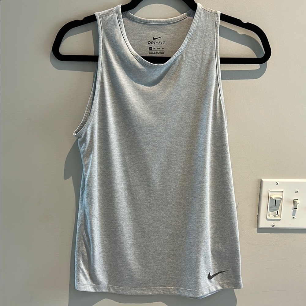 Nike Gray Muscle Tee Sleeveless Top